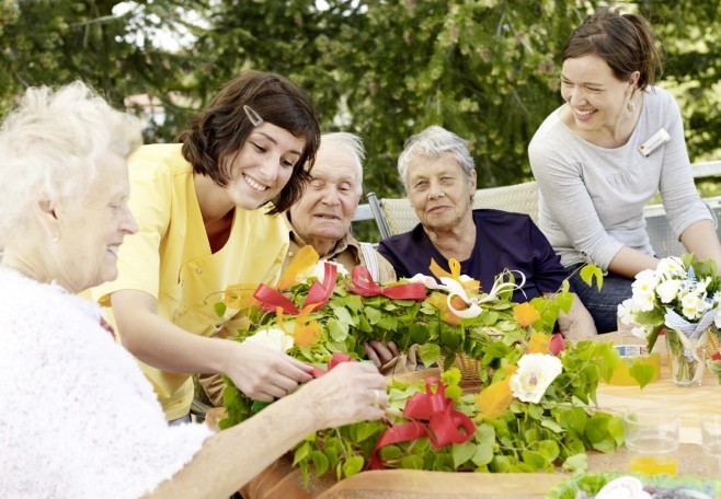 Pflegefachkraft (w/m/d), 1. Bild