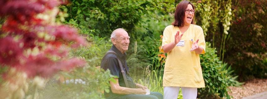 Pflegeassistenz (m/w/d), 1. Bild