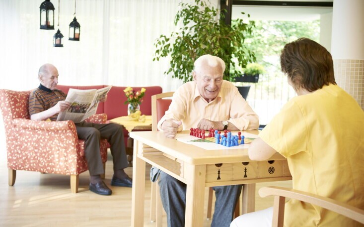 Pflegehilfskraft (m/w/d), 2. Bild