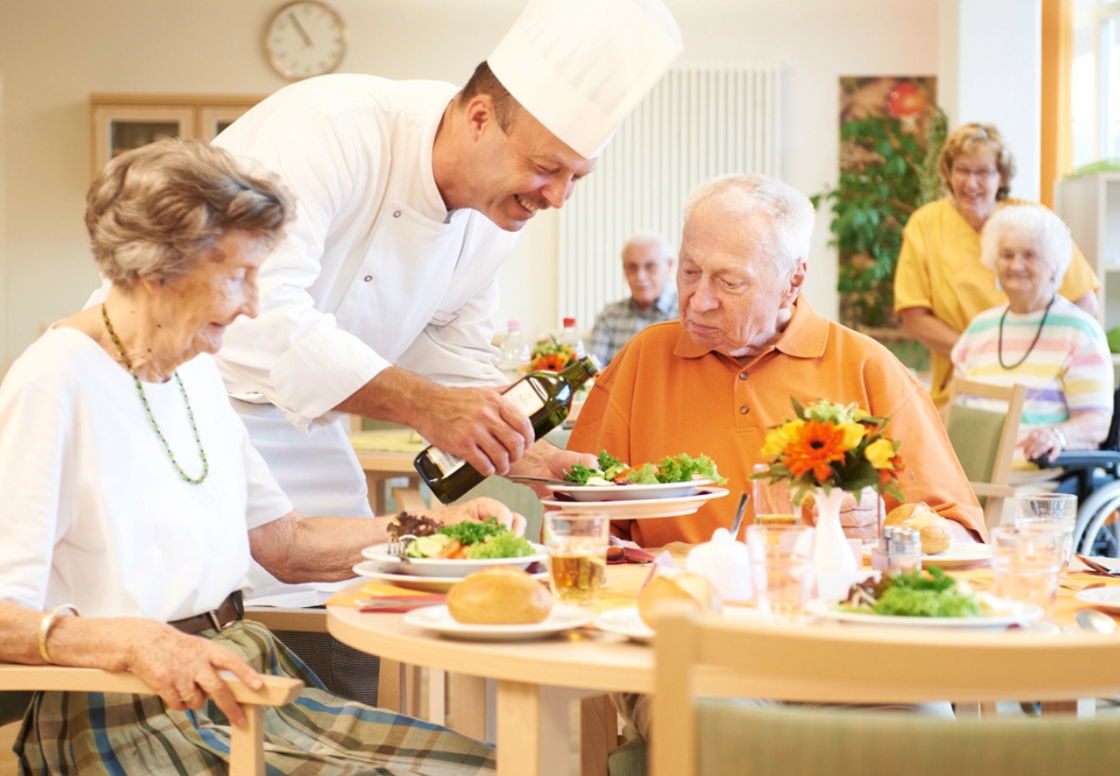 Essen und Trinken im Pflegewohnstift